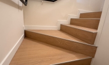 escaleras acceso plantas superiores