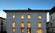 Rehabilitación Edificio para uso Hospedaje y Establecimiento Público