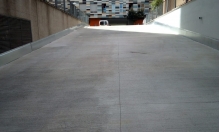 Detalle subida rampa exterior